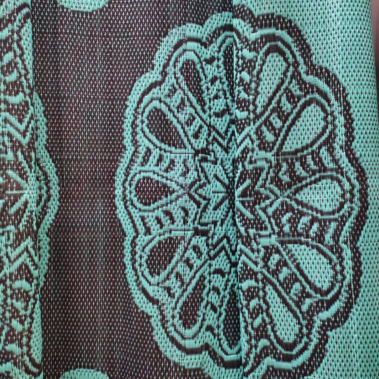 Tapis africain en plastique recyclé, large