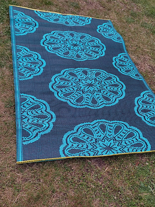 Tapis africain en plastique recyclé, large