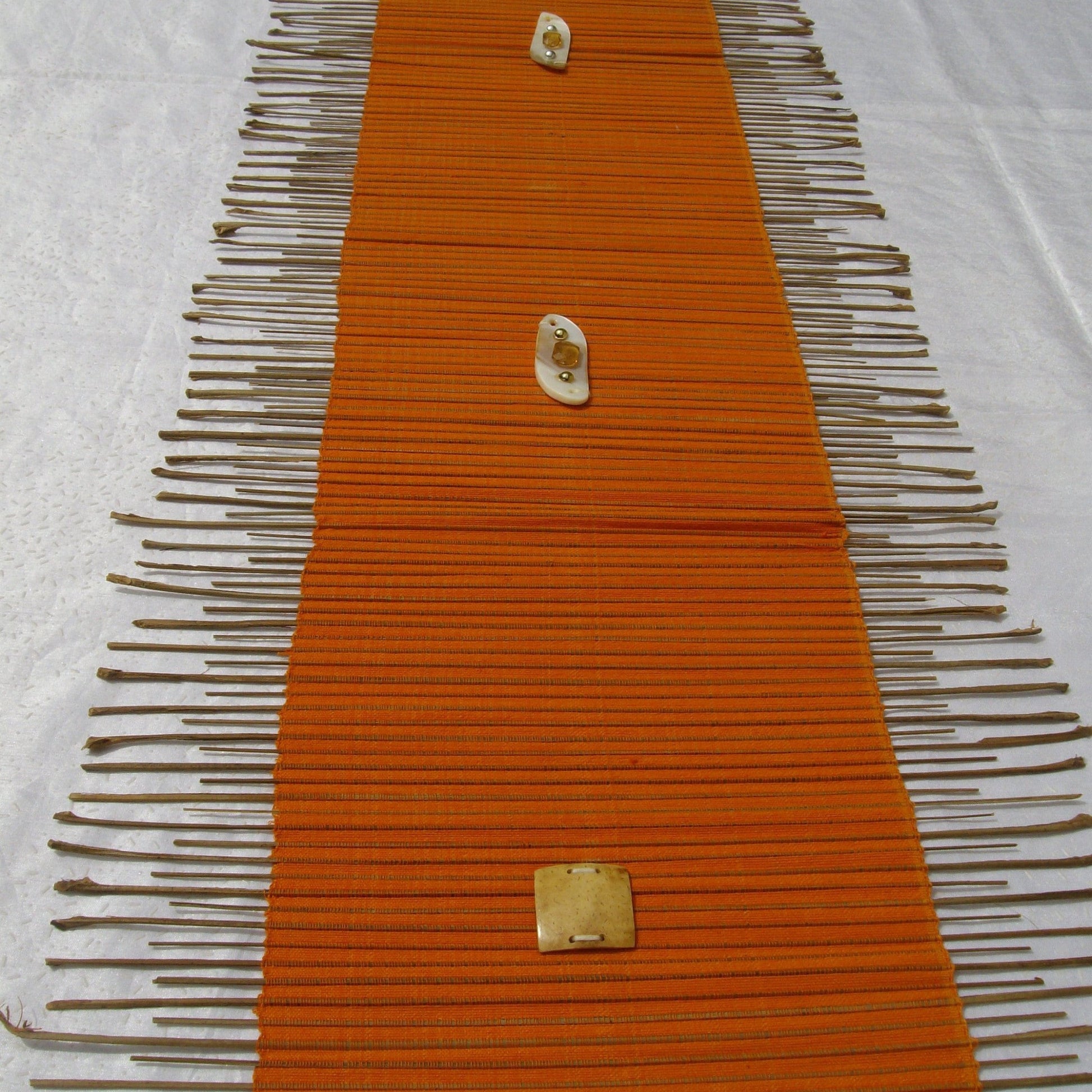 Chemin de table en lin et fibre de coco,