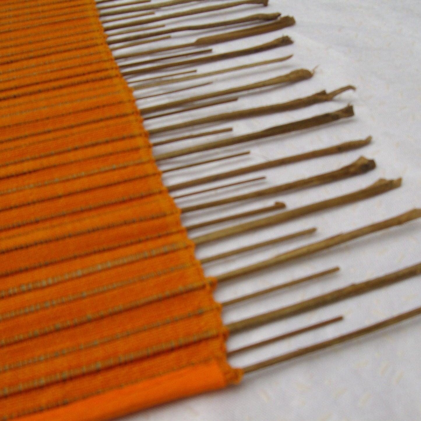 Chemin de table en lin et fibre de coco,