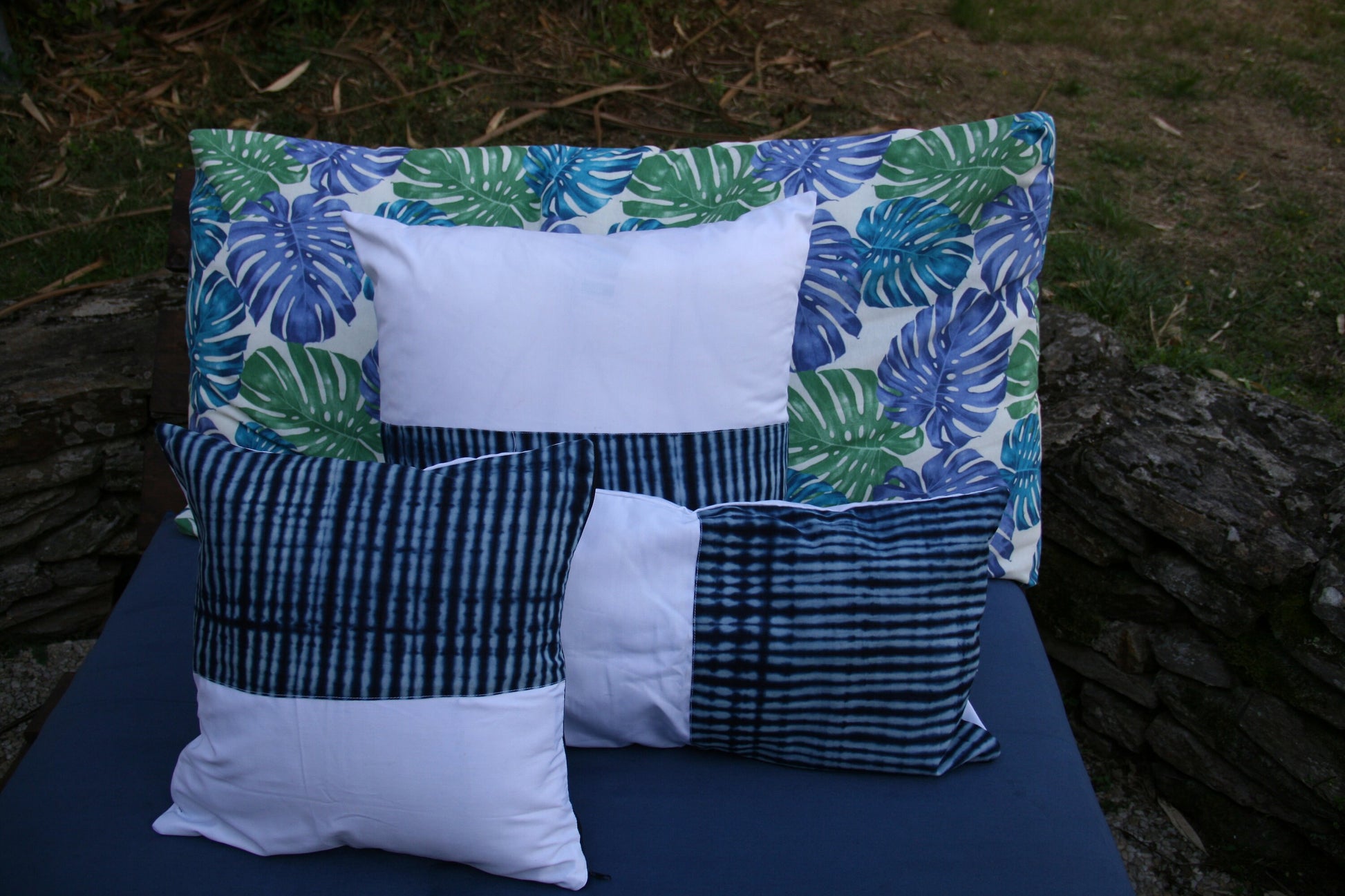 Set de 3 housses de coussins en shibori africain Mestissés