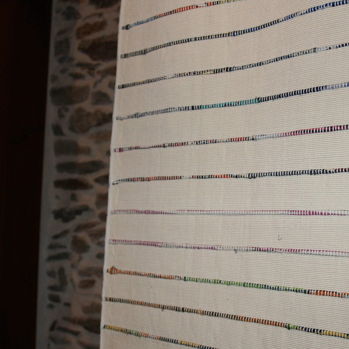 Panneau de rideau en pagne tissé et batik Mestissés