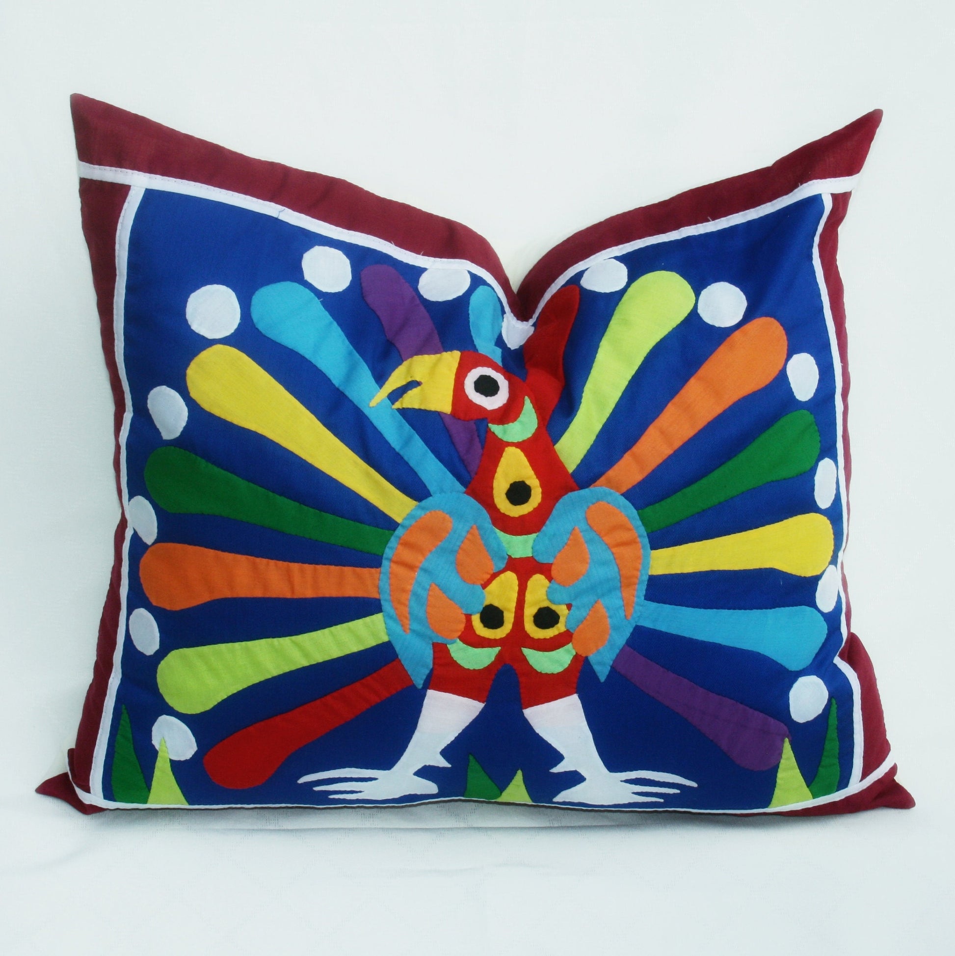 coussin décoratif, toile appliquée, art naïf.