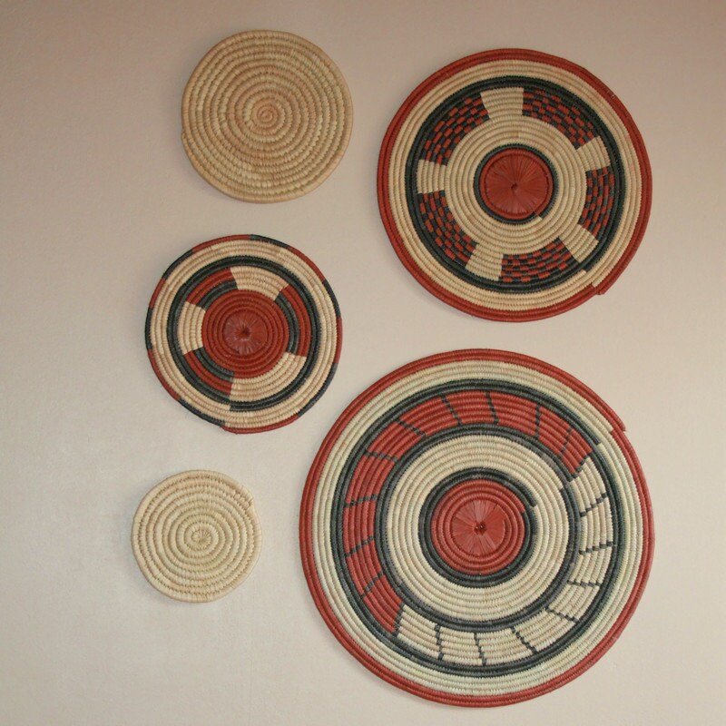 Composition murale de paniers africains Mestissés