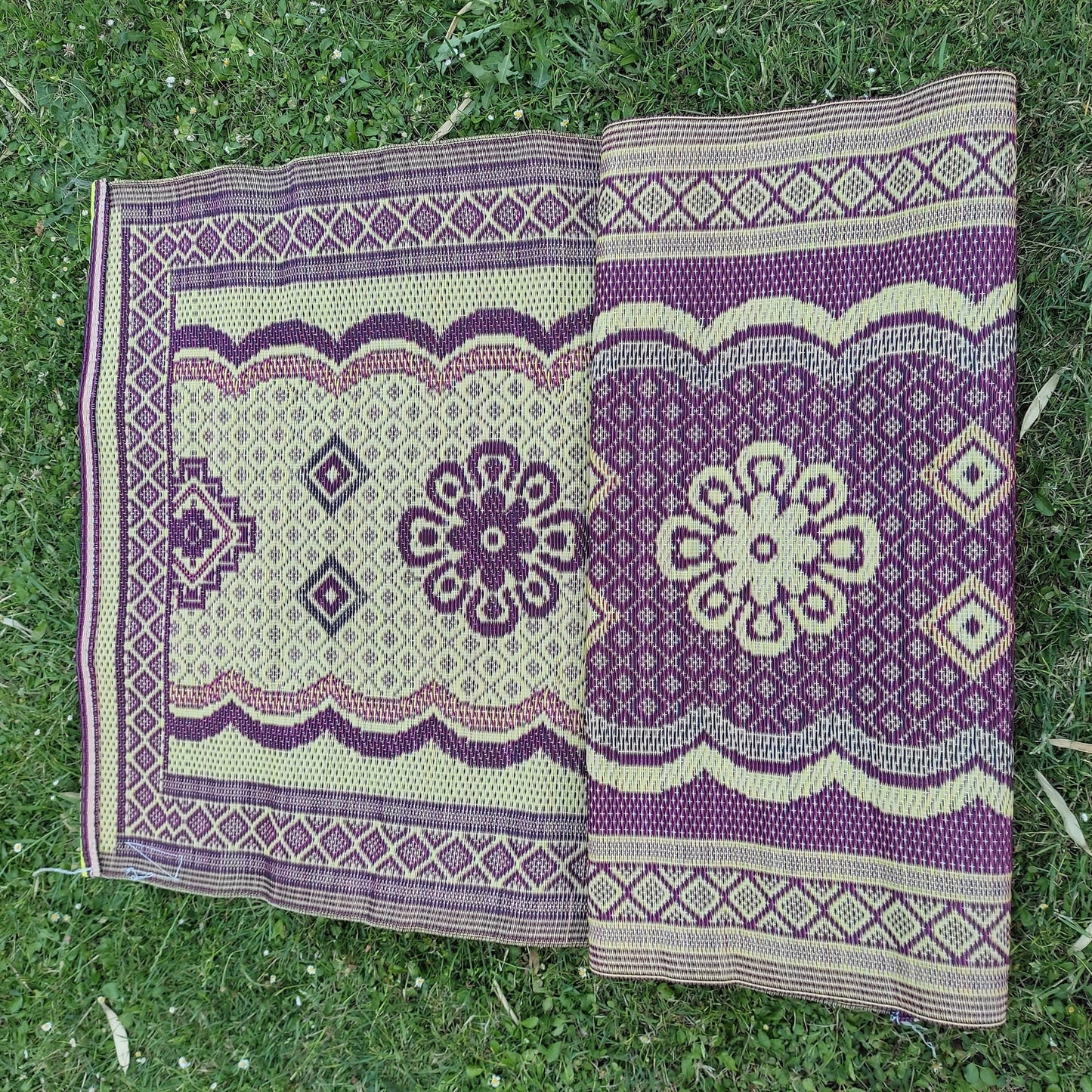 Tapis plastique africain double face, small