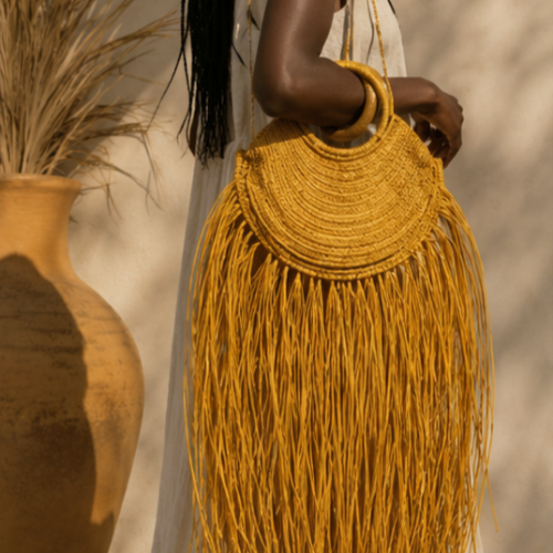 ÍYÁLÓDE — Sac demi-lune artisanal