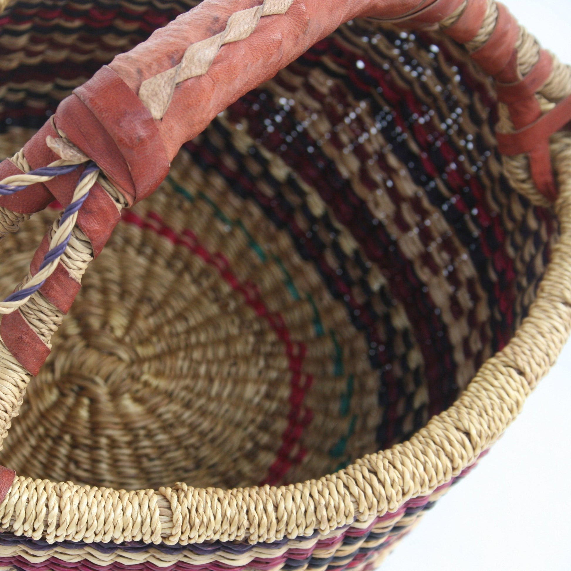 U shopper basket in bolga