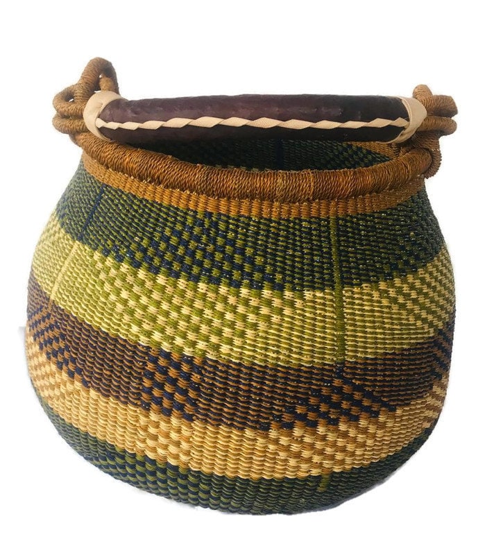 Hand-woven African bolga pot cache Mestissés