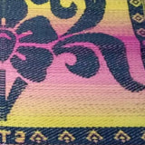 Tapis plastique africain pour l'intérieur ou l'extérieur rose, large