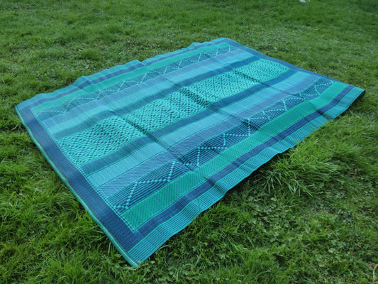 Tapis africain en plastique recyclé, XXL